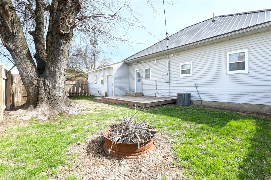 604 Head Street