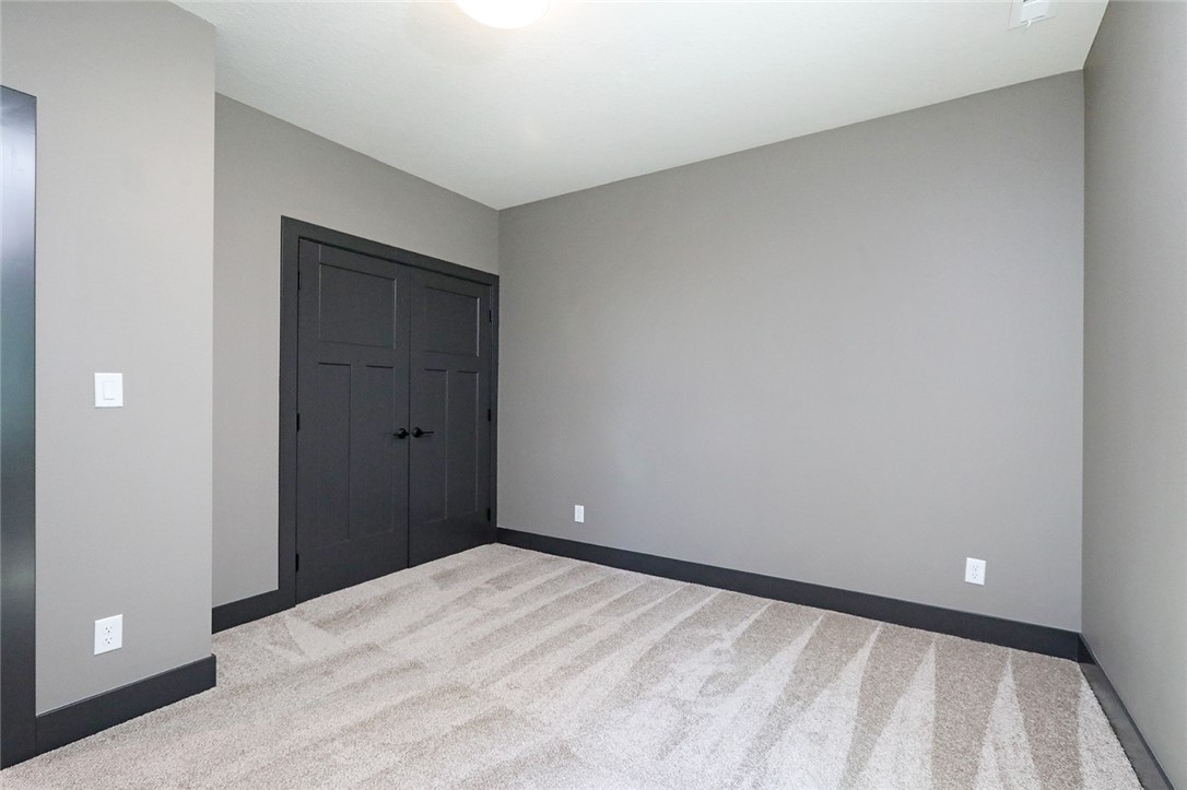 816 Woodside Drive