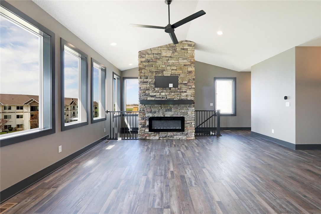 816 Woodside Drive
