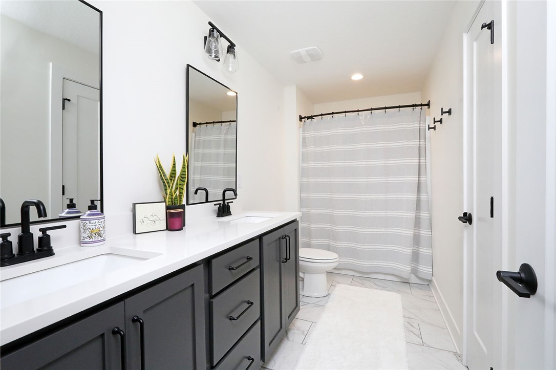 8252 NW 28th Street