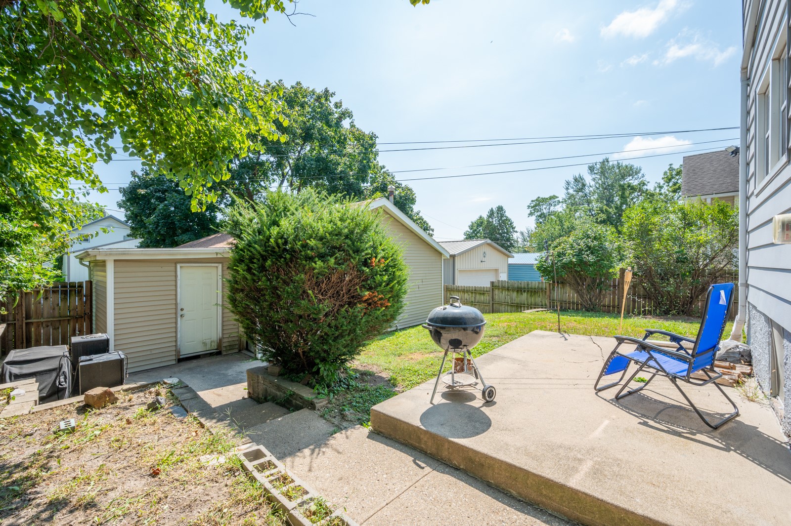 633 8th Street