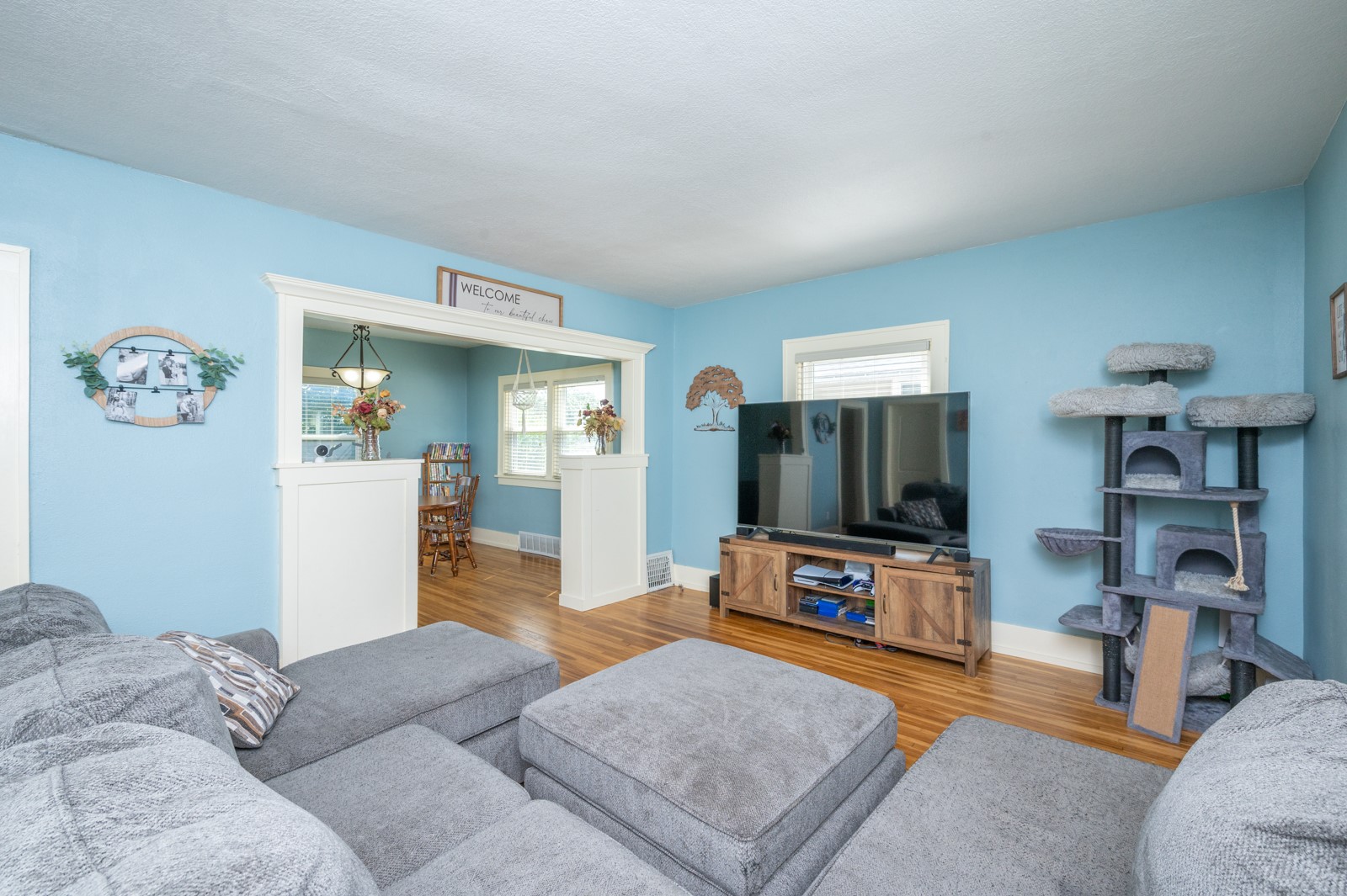 633 8th Street
