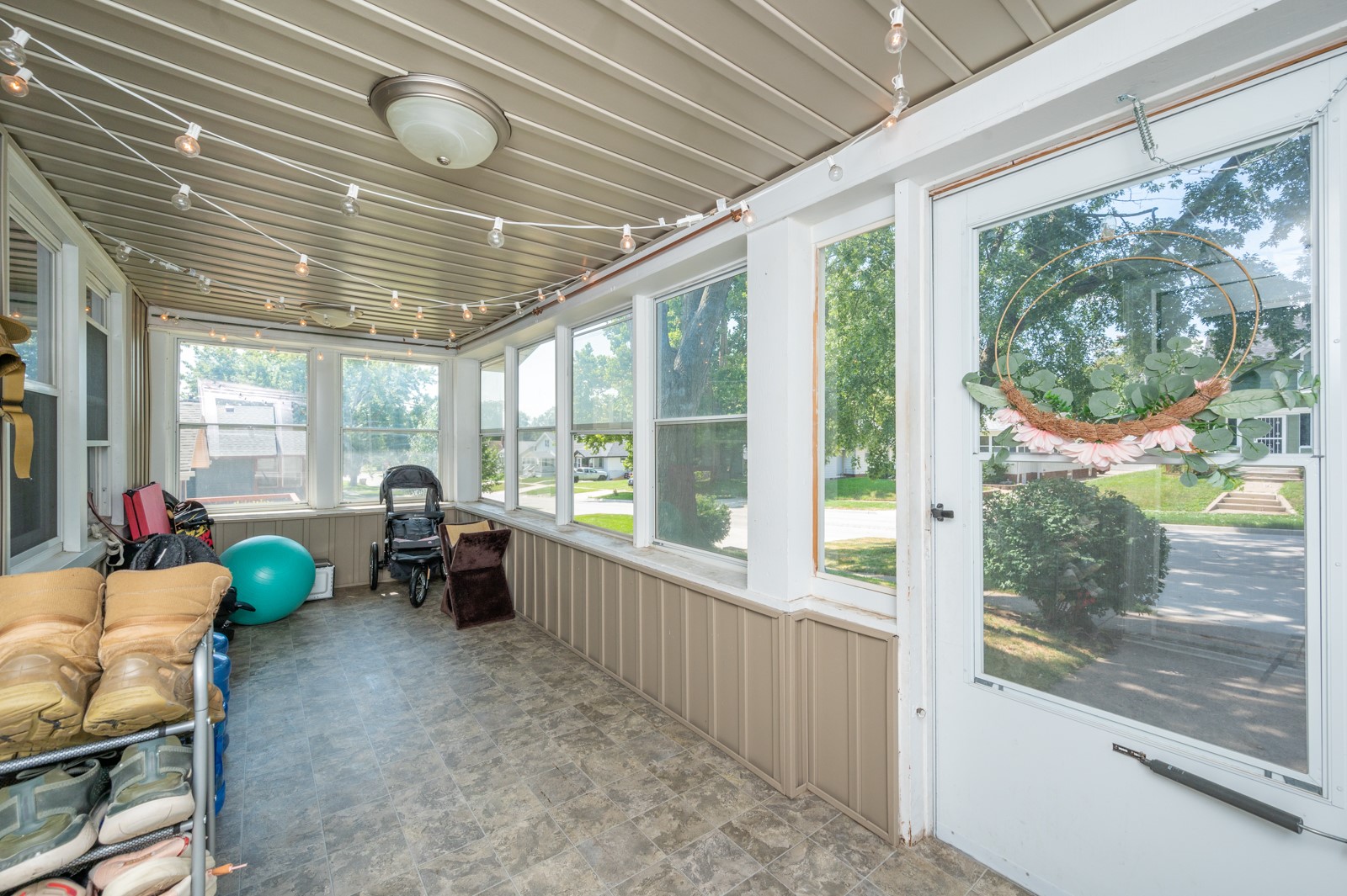 633 8th Street