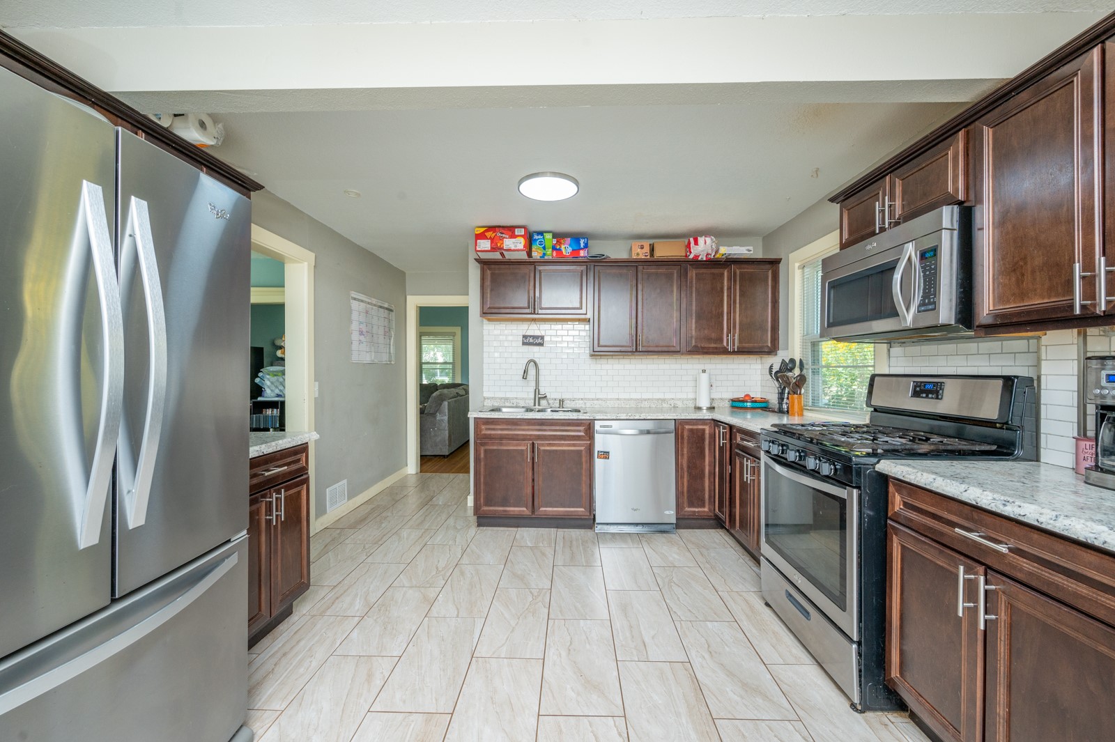 633 8th Street
