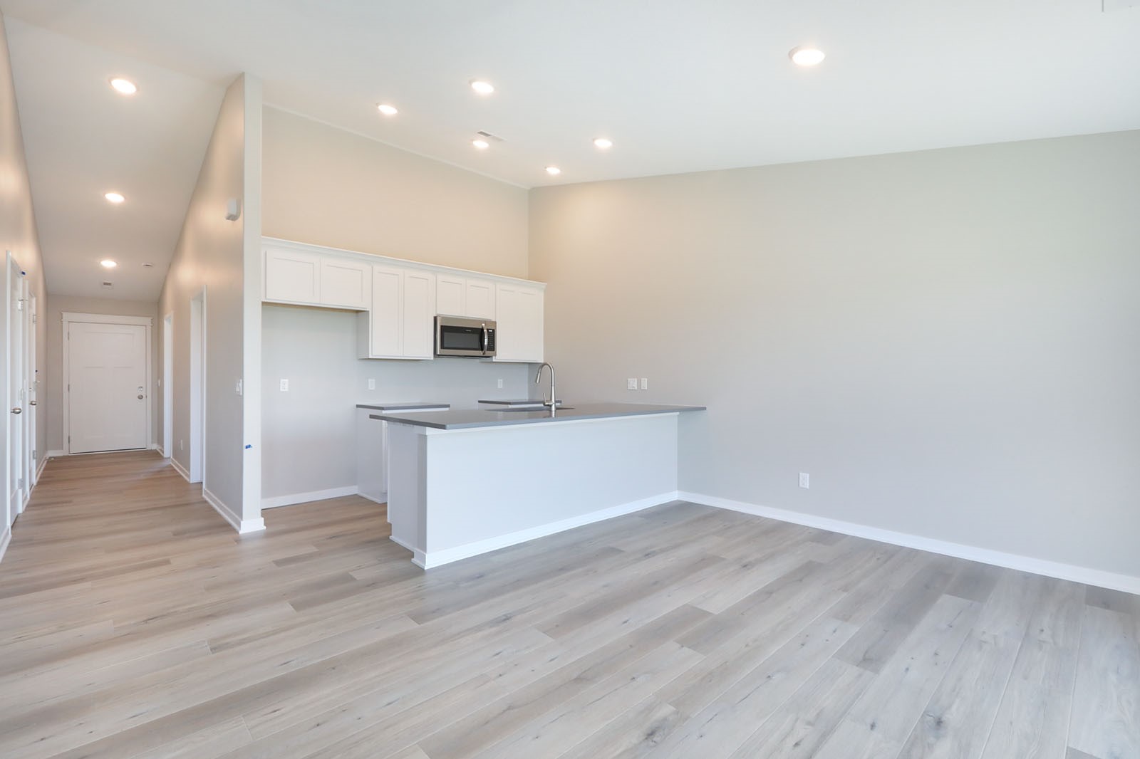 2402 NE 6th Street