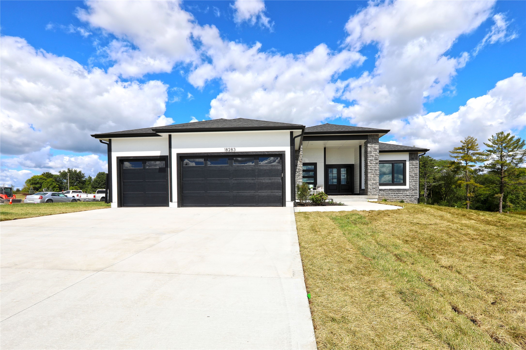 18283 Valleyview Circle