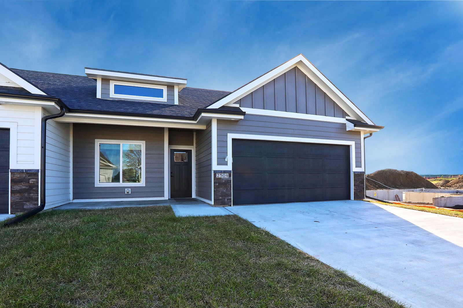 2504 NE 6th Street
