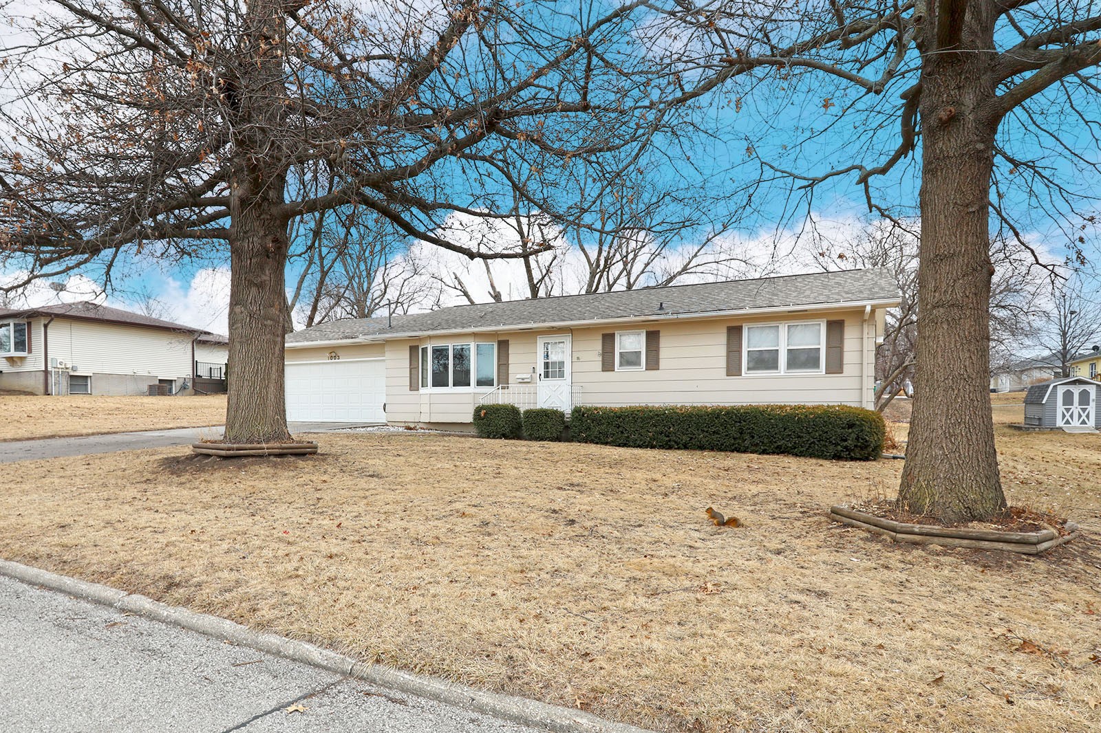 1003 N Vine Street