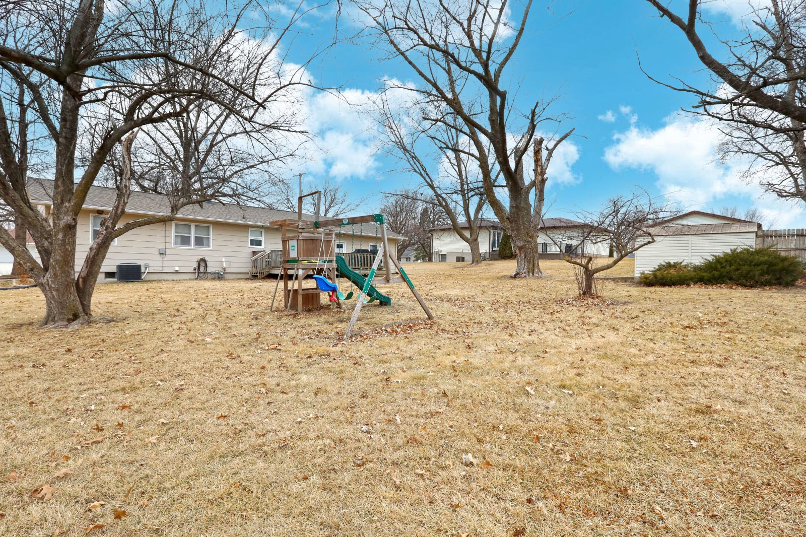 1003 N Vine Street