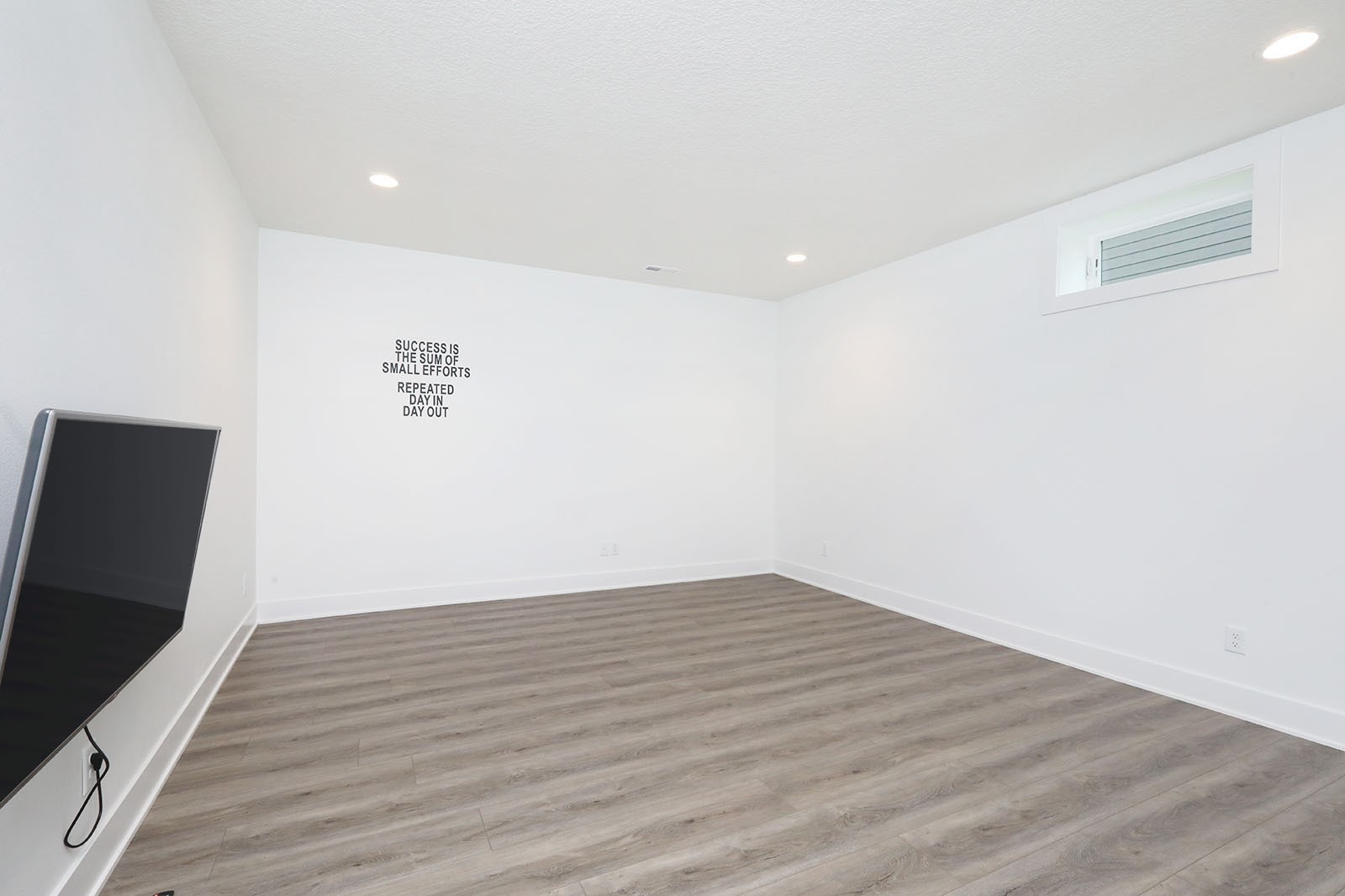8019 NW 106th Court