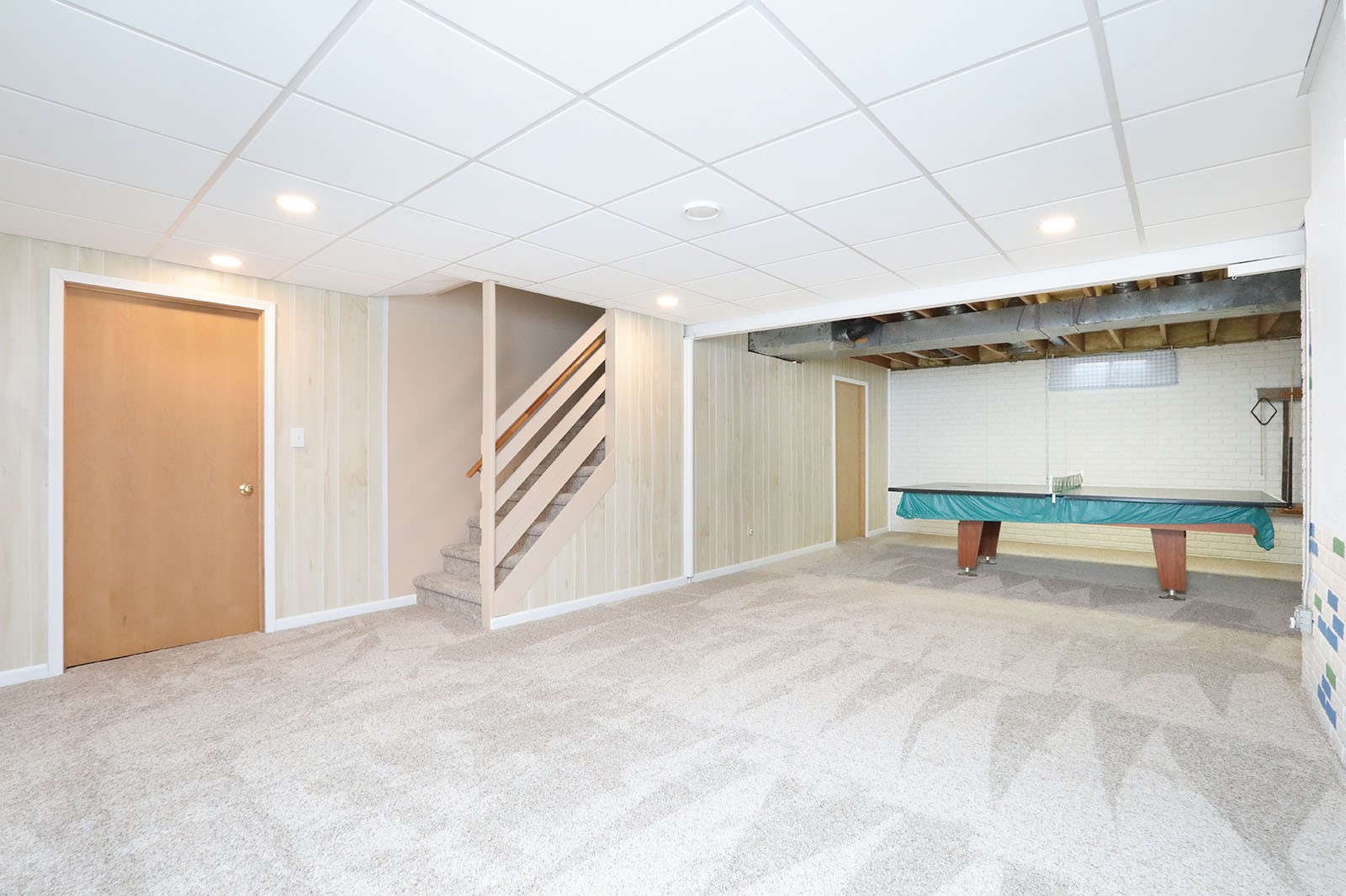 5909 Brookview Drive