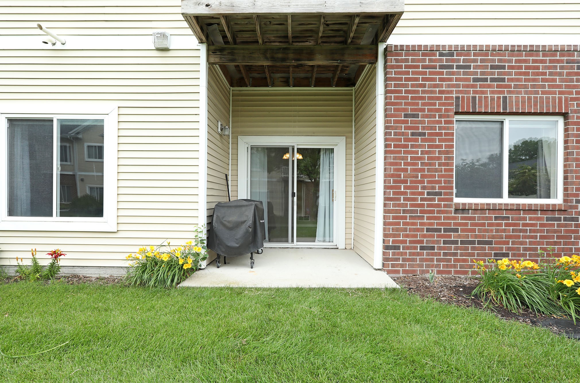 1116 NE 5th Lane E14
