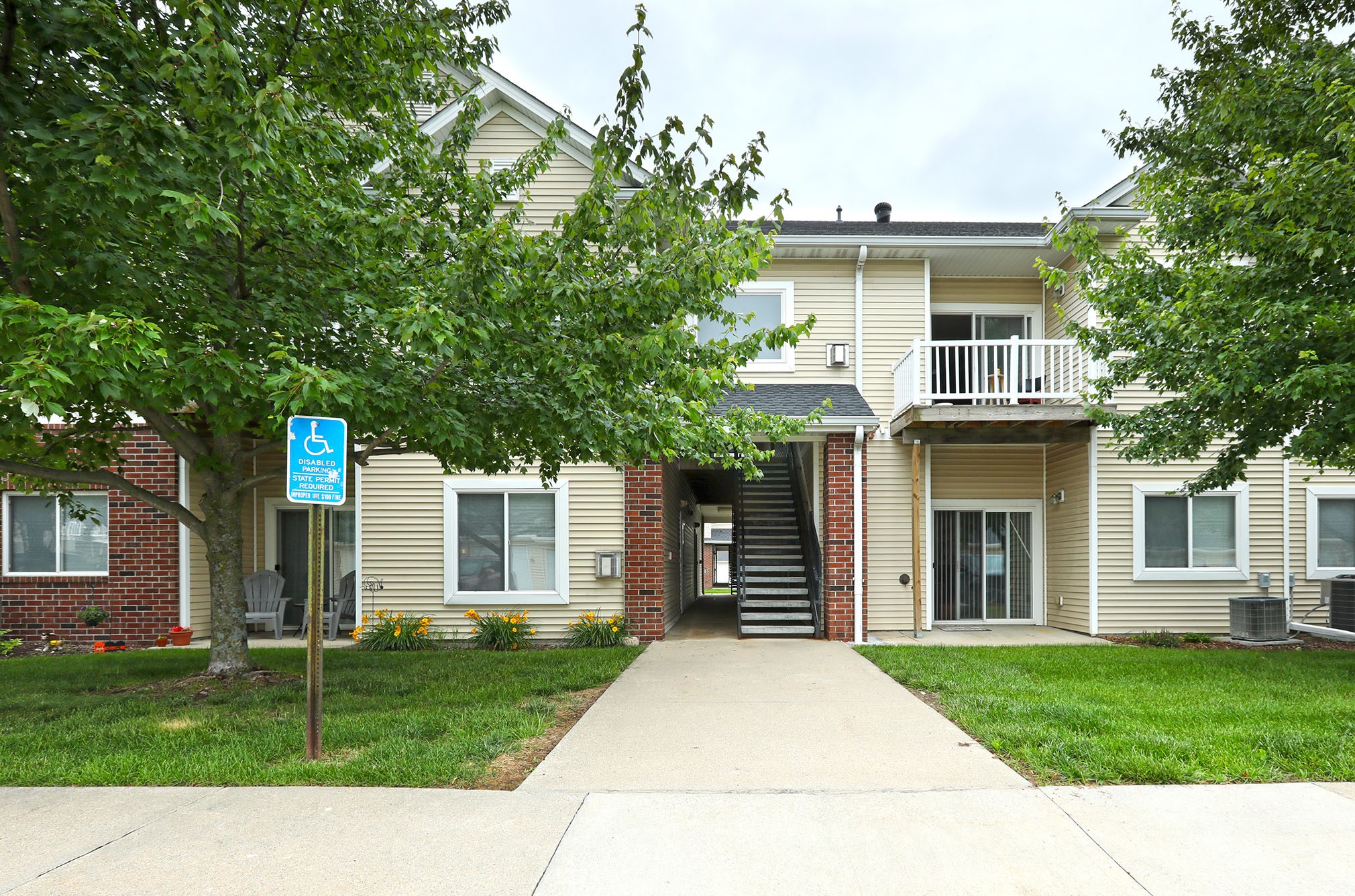 1116 NE 5th Lane E14