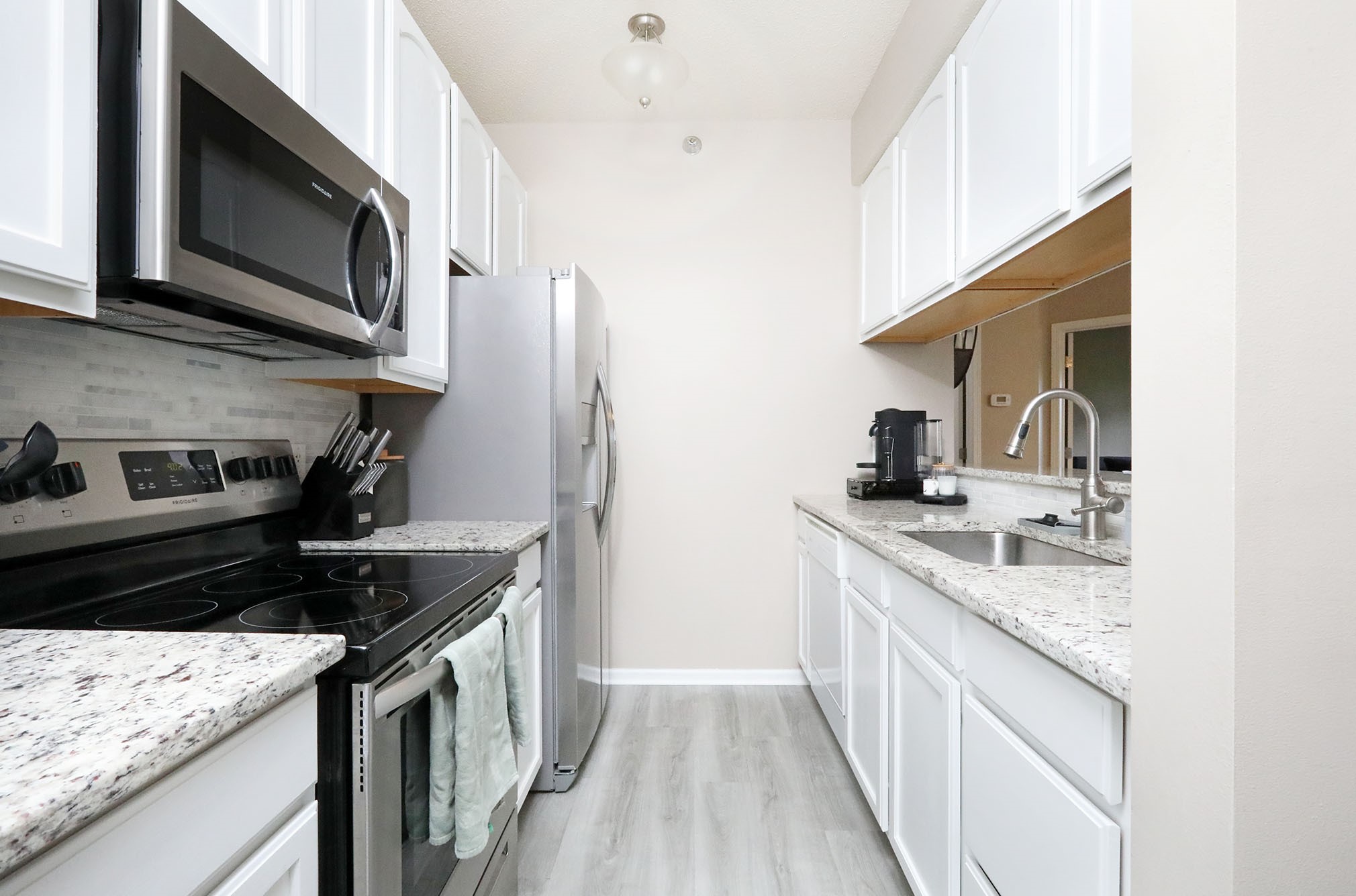 1116 NE 5th Lane E14