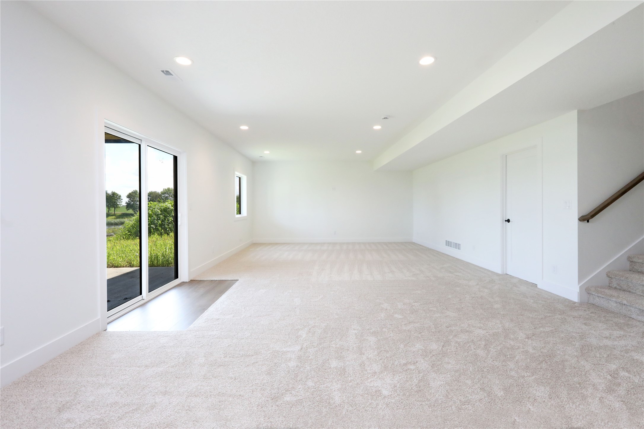 2909 Crest View Circle