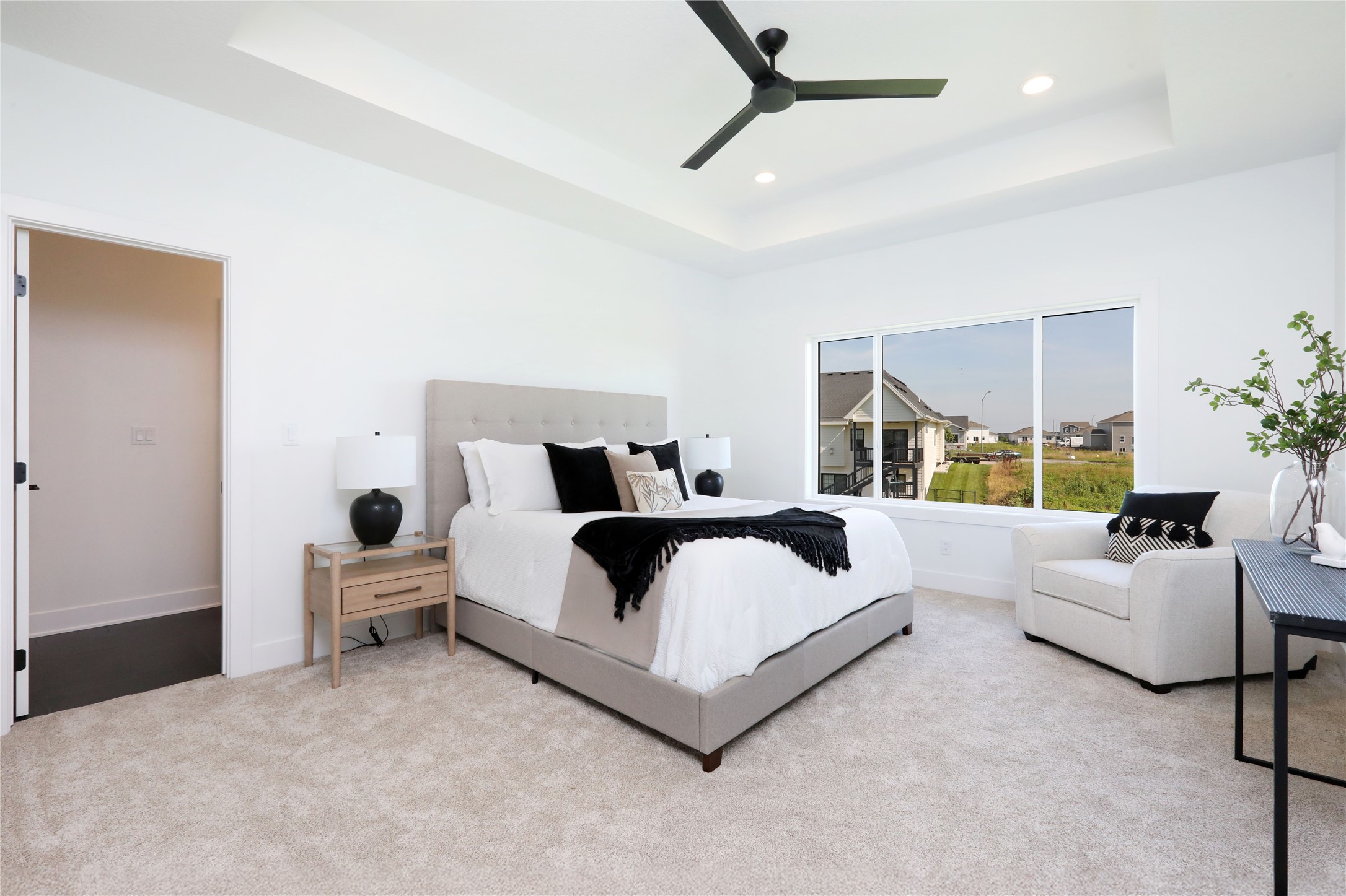 2909 Crest View Circle