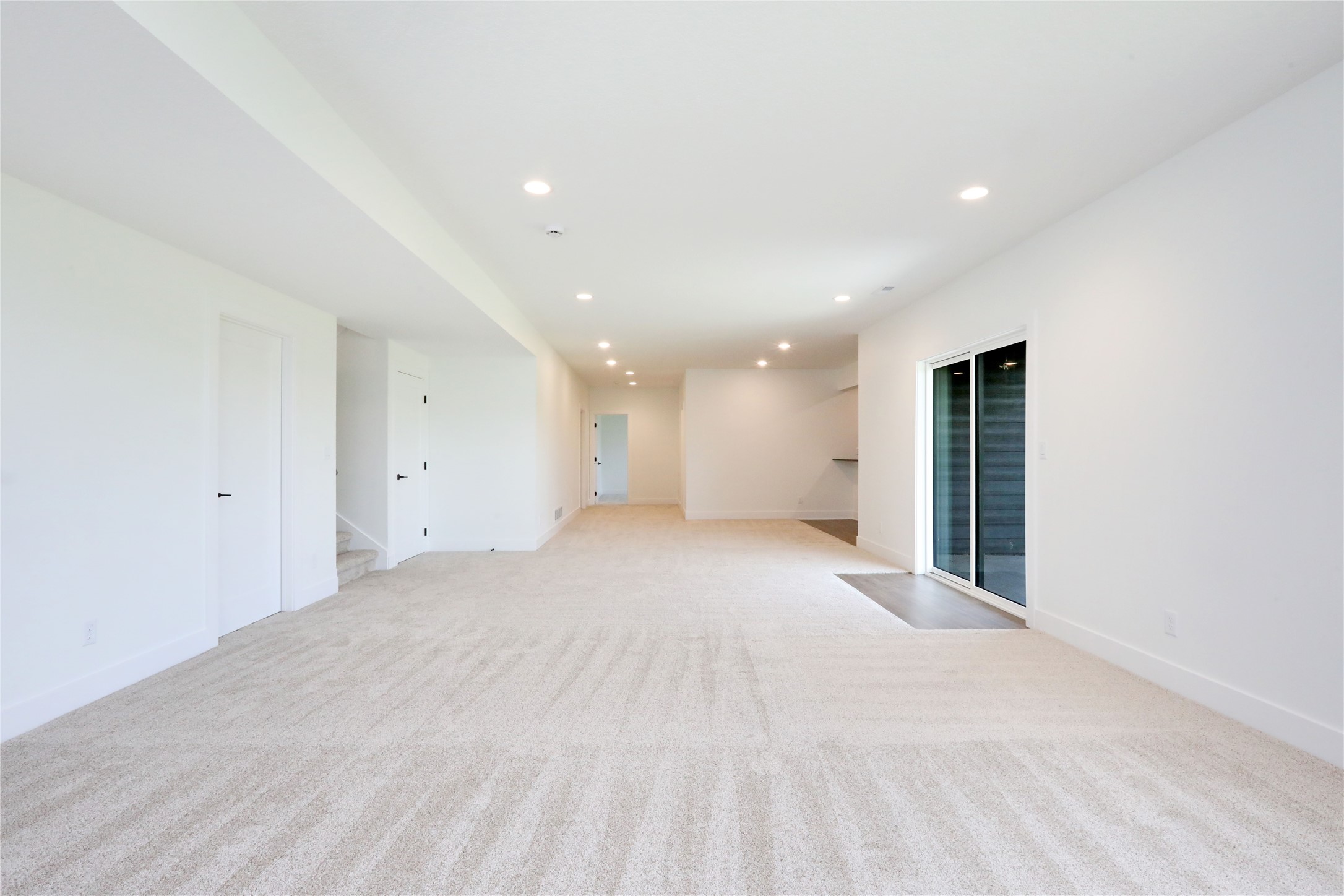 2909 Crest View Circle