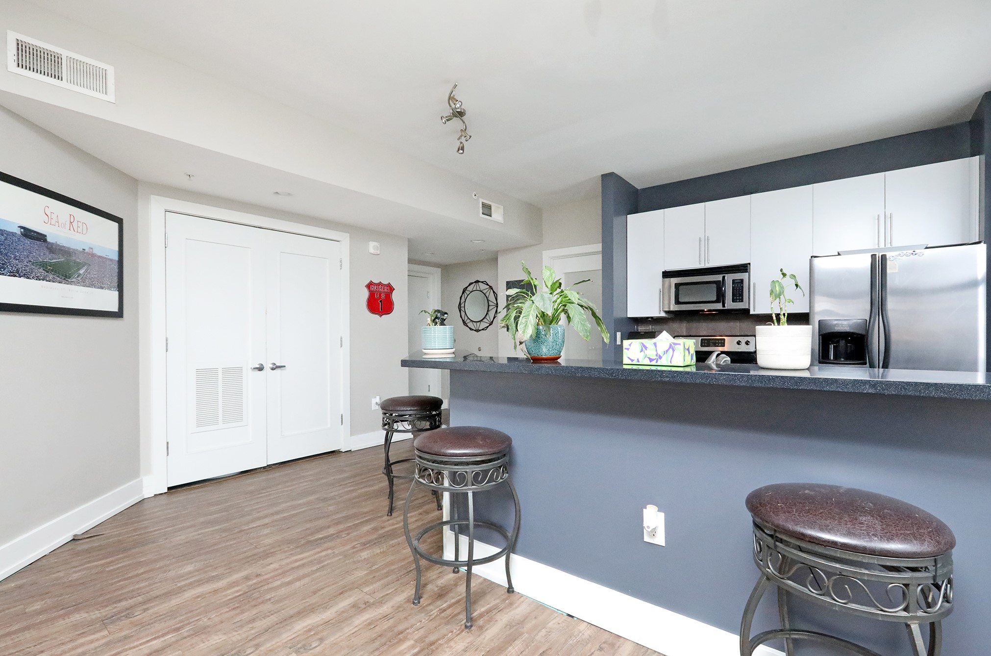 400 Walnut Street 304