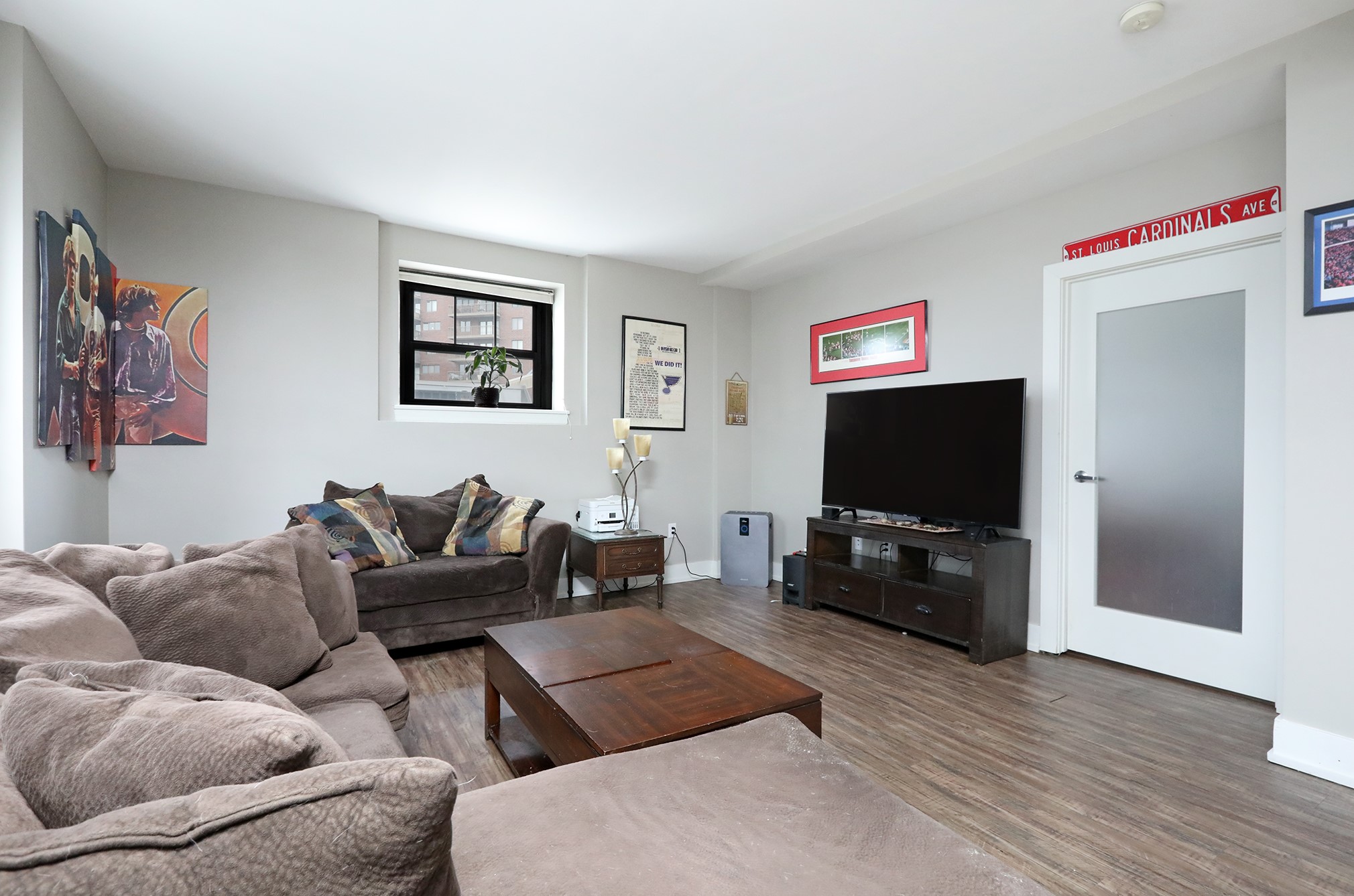400 Walnut Street 304