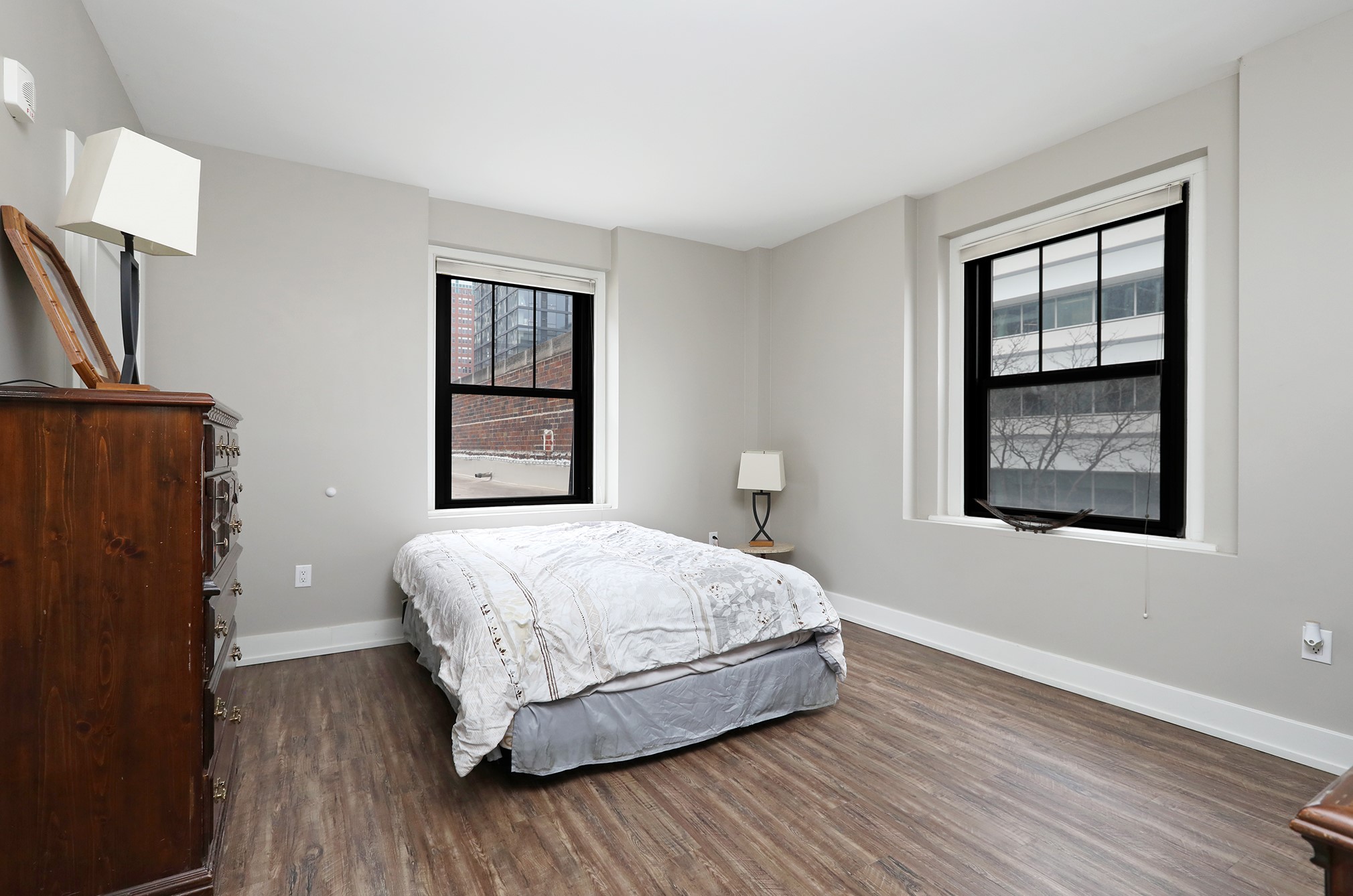 400 Walnut Street 304