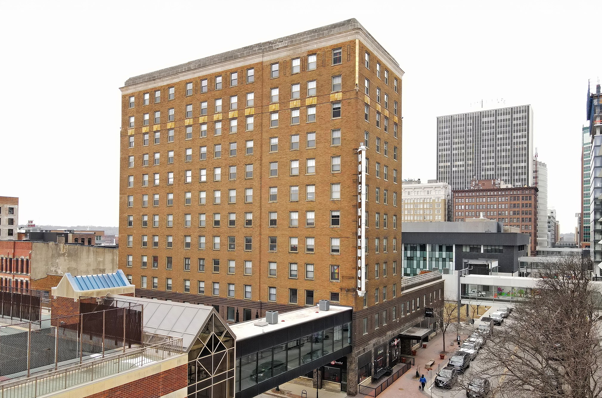 400 Walnut Street 304