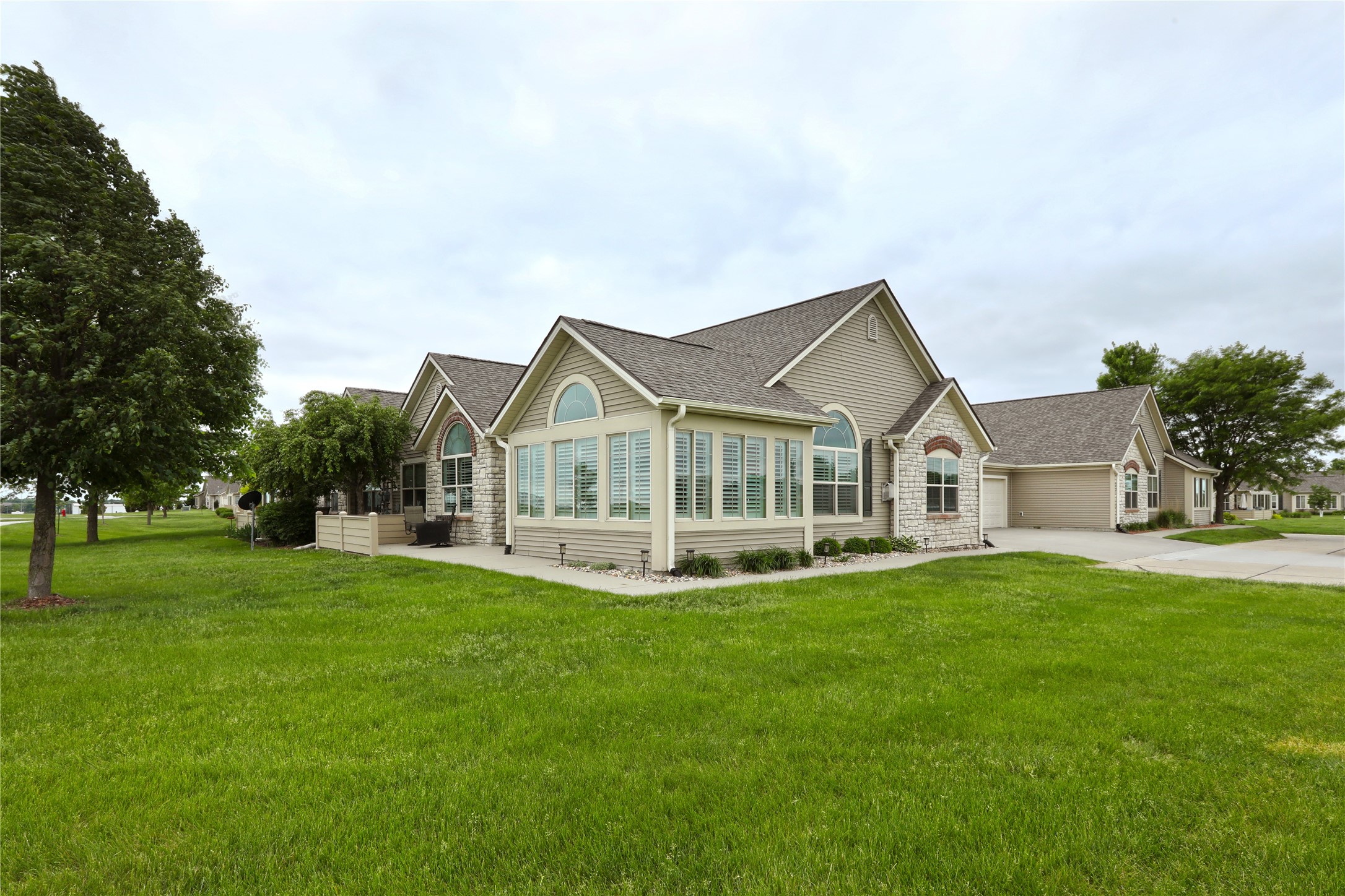 3305 SE Glenstone Drive 212