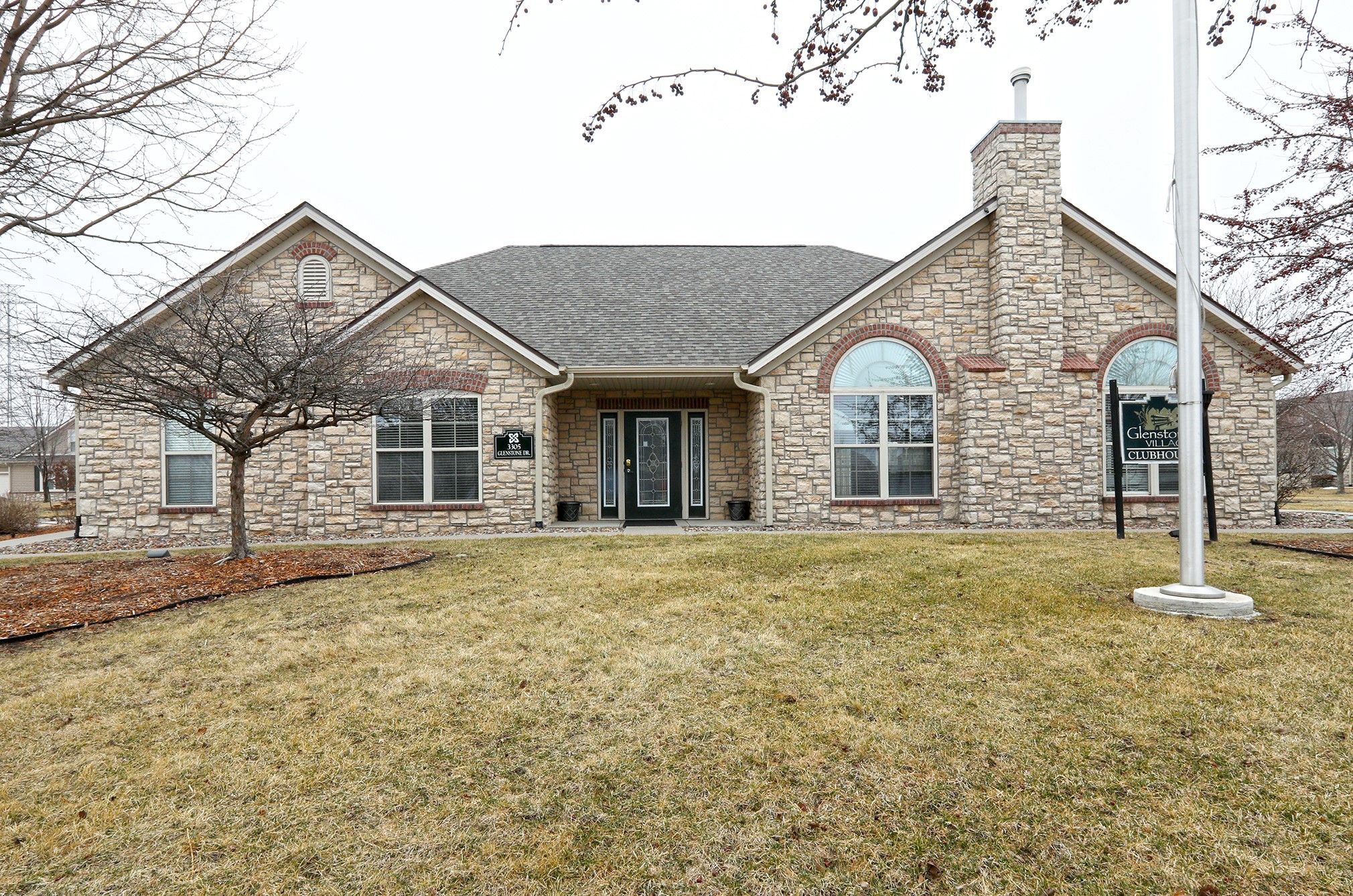 3305 SE Glenstone Drive 212