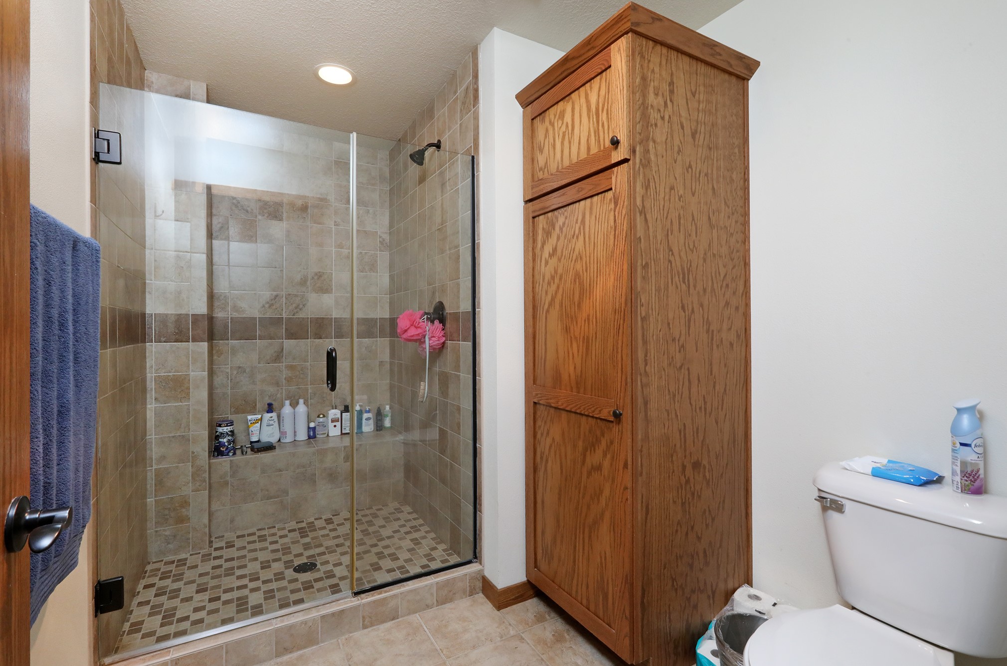 422 Stonegate Court SW
