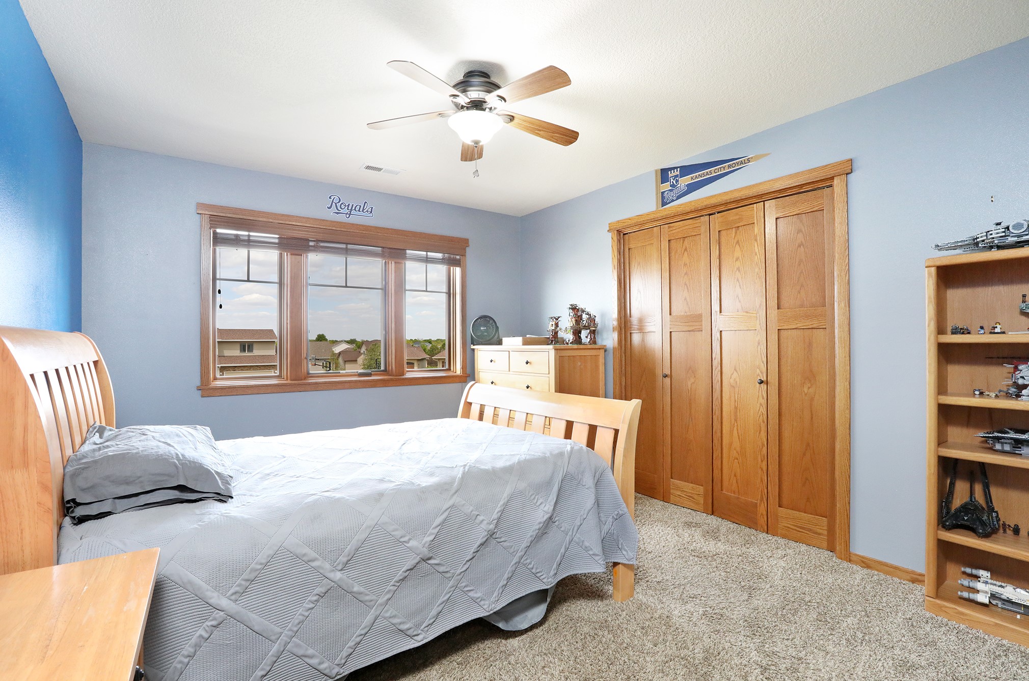422 Stonegate Court SW