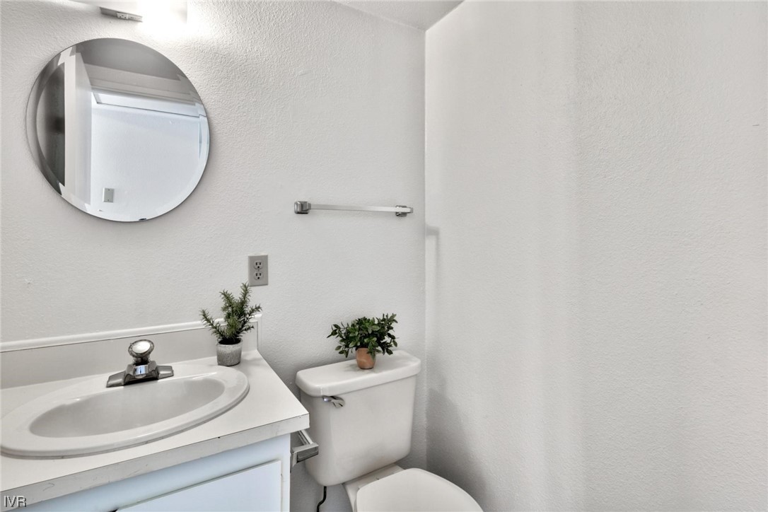 854 Lichen Court 6