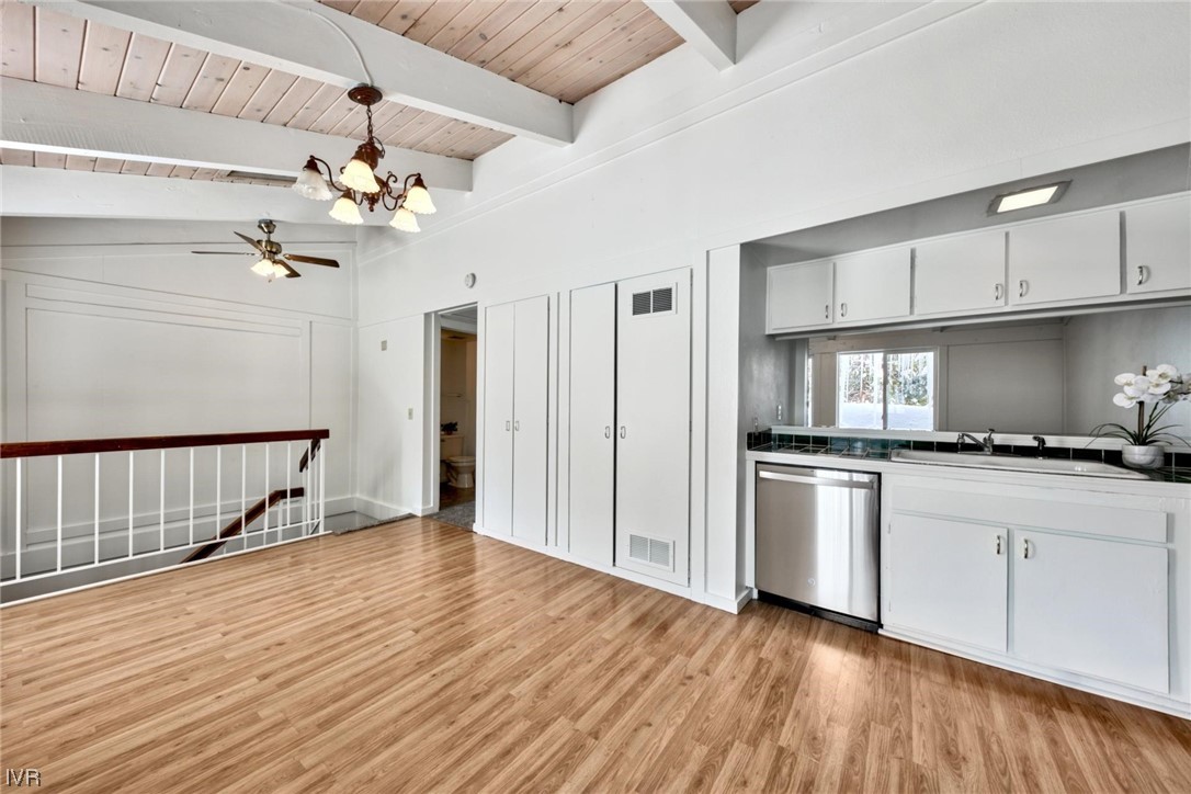 854 Lichen Court 6