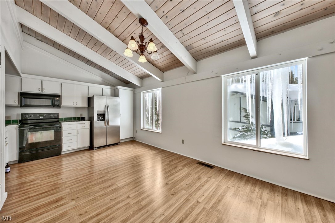 854 Lichen Court 6