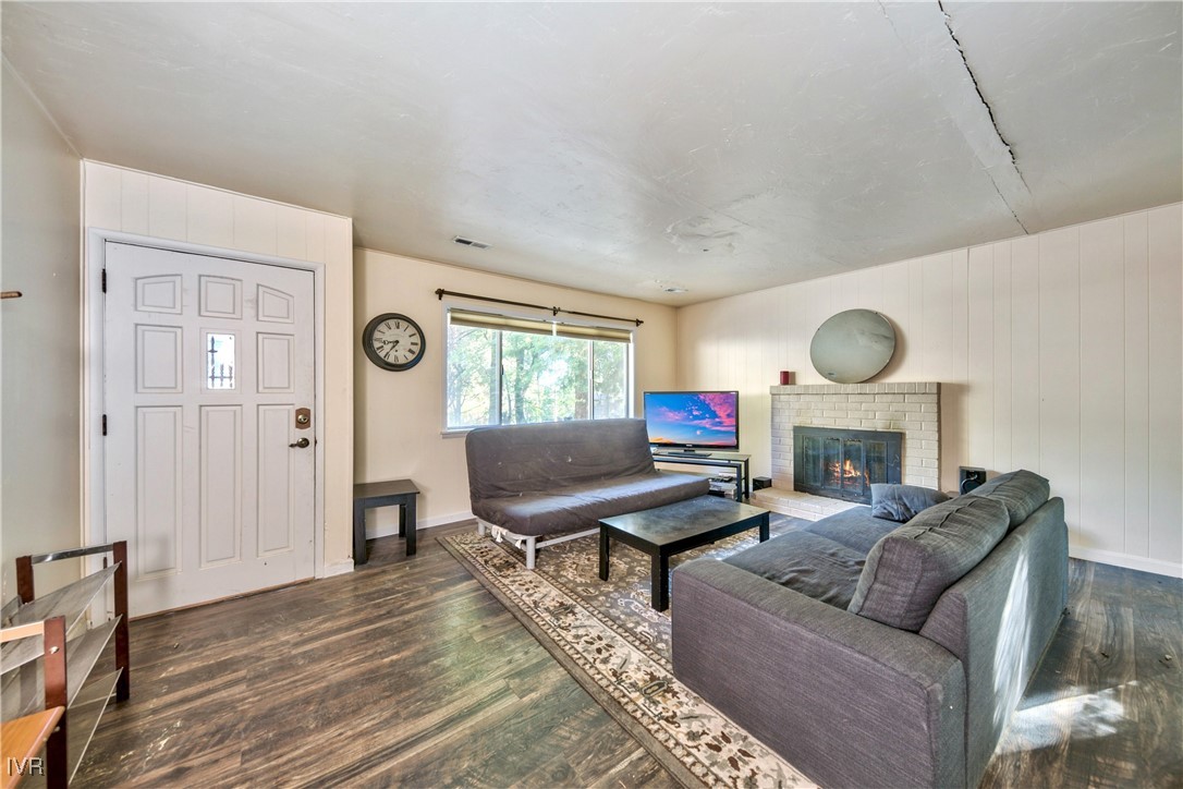 934 Wendy Lane