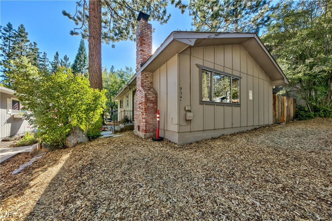 934 Wendy Lane