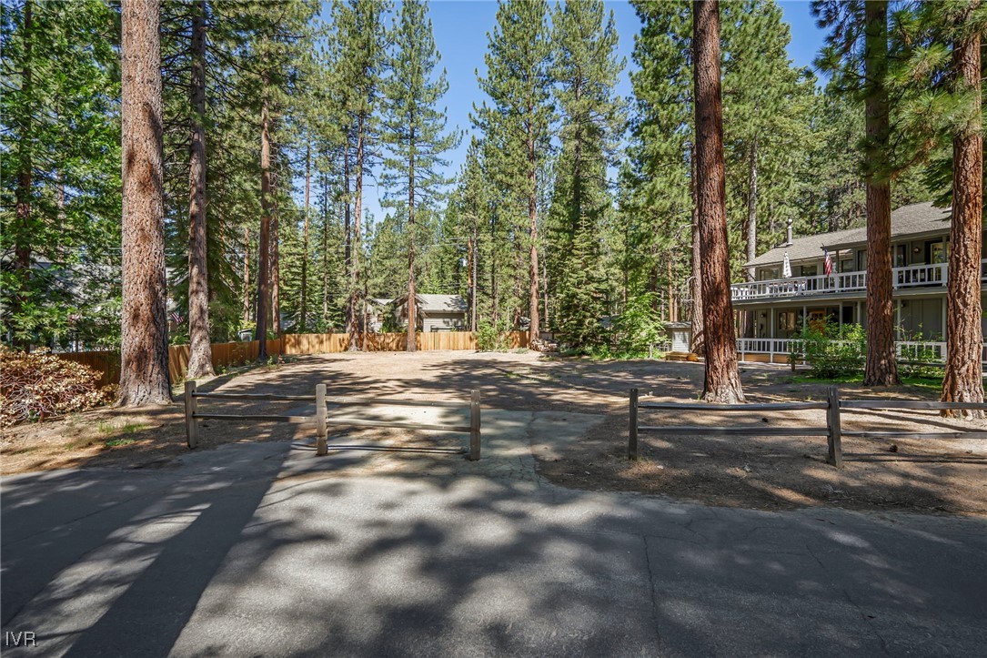 1585 Pine Cone Circle