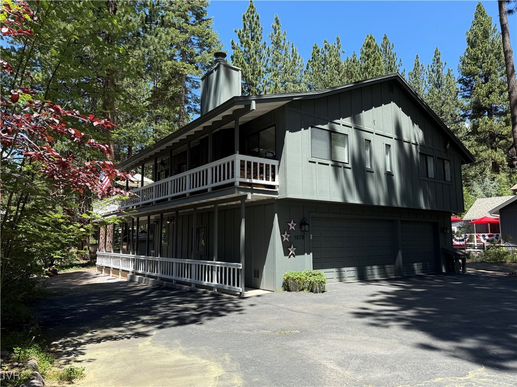 1575 Pine Cone Cir