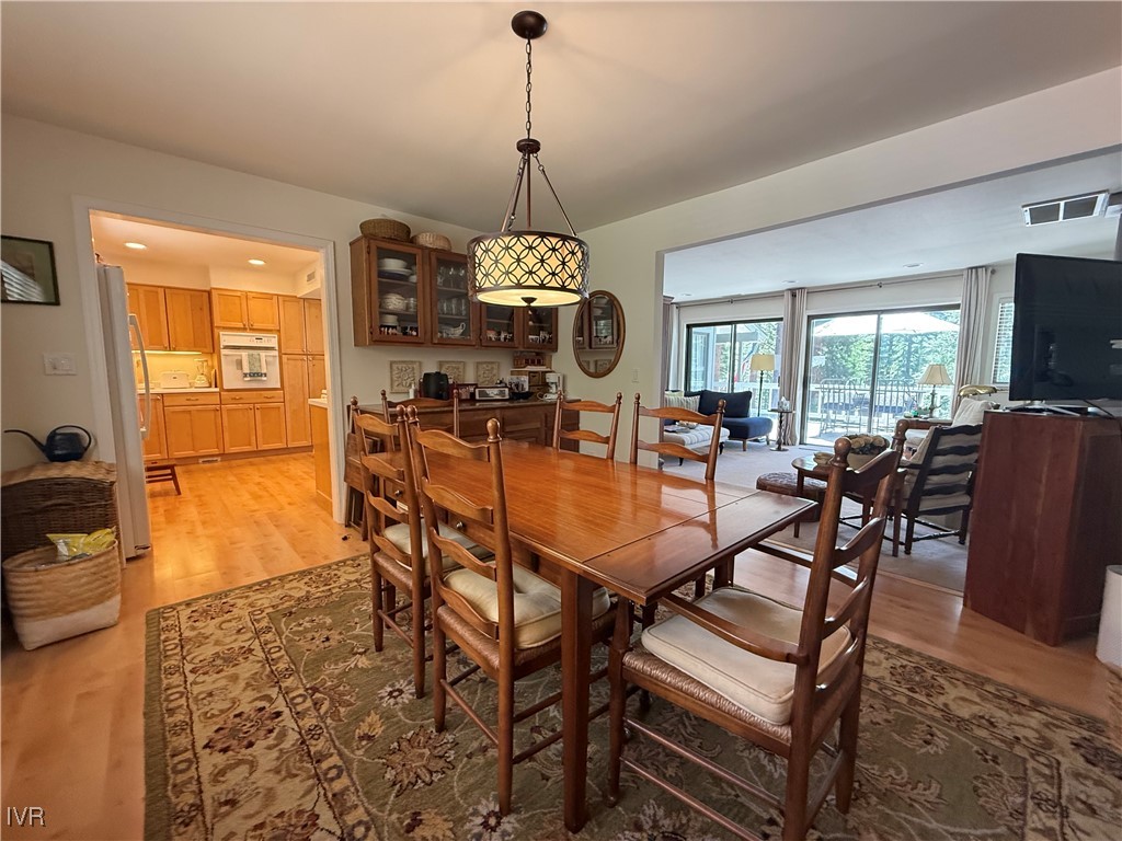 1575 Pine Cone Cir