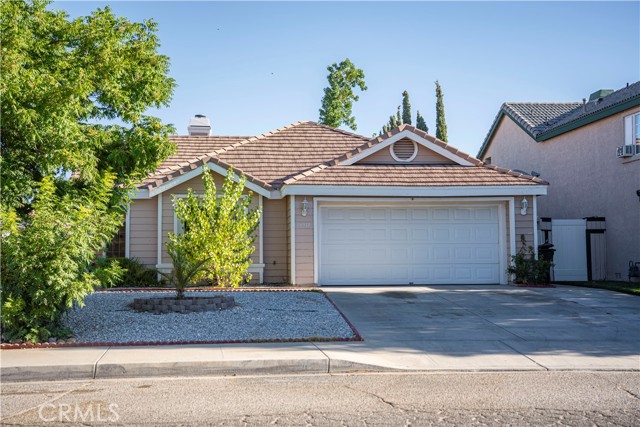 15512 Ventura LN