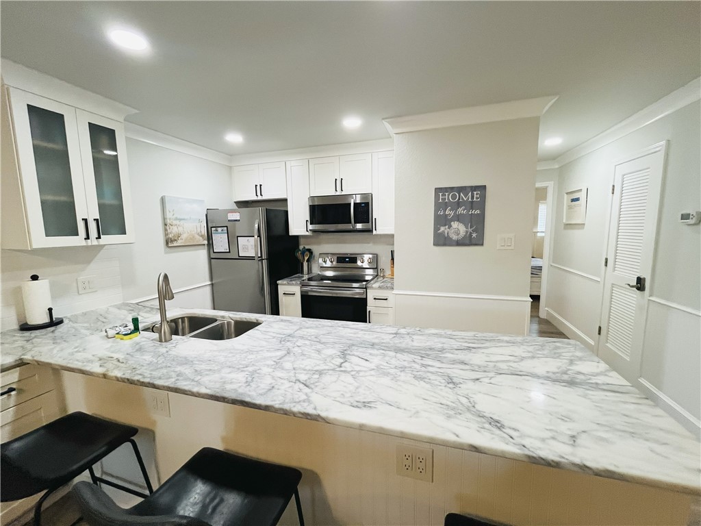 14921 Windward Dr 204