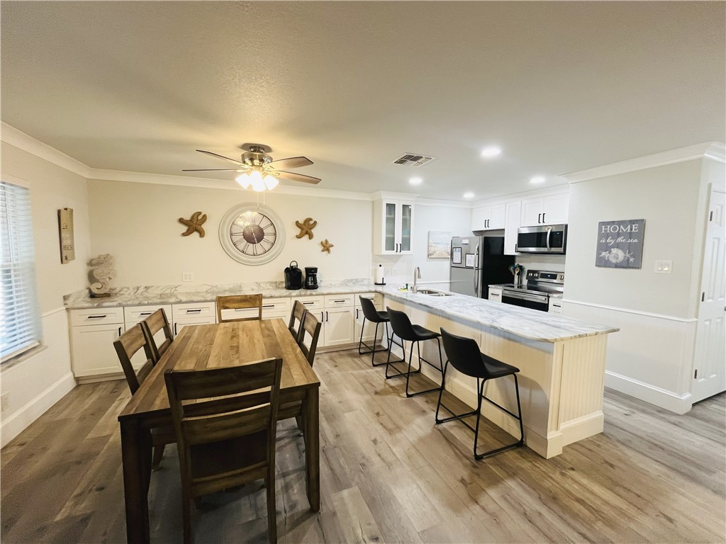 14921 Windward Dr 204