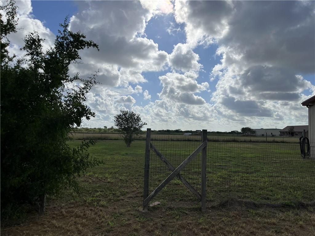 4422 County Road 1177