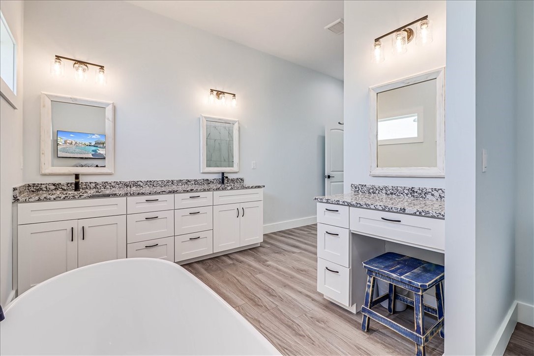 151 Seven Palms Dr
