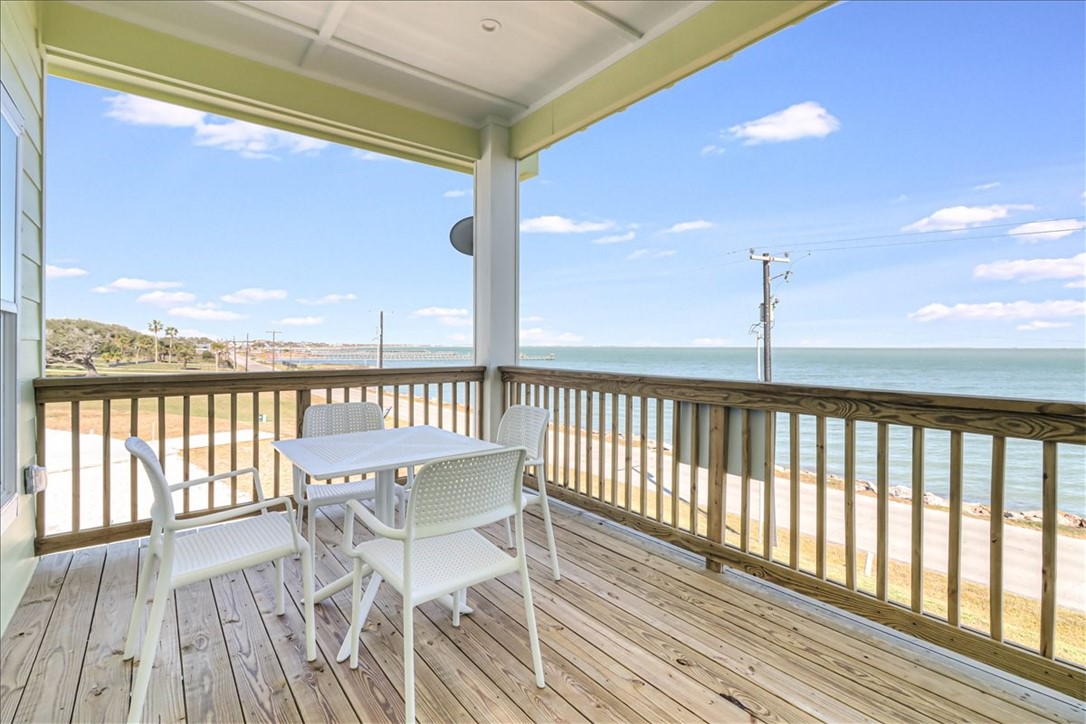 151 Seven Palms Dr