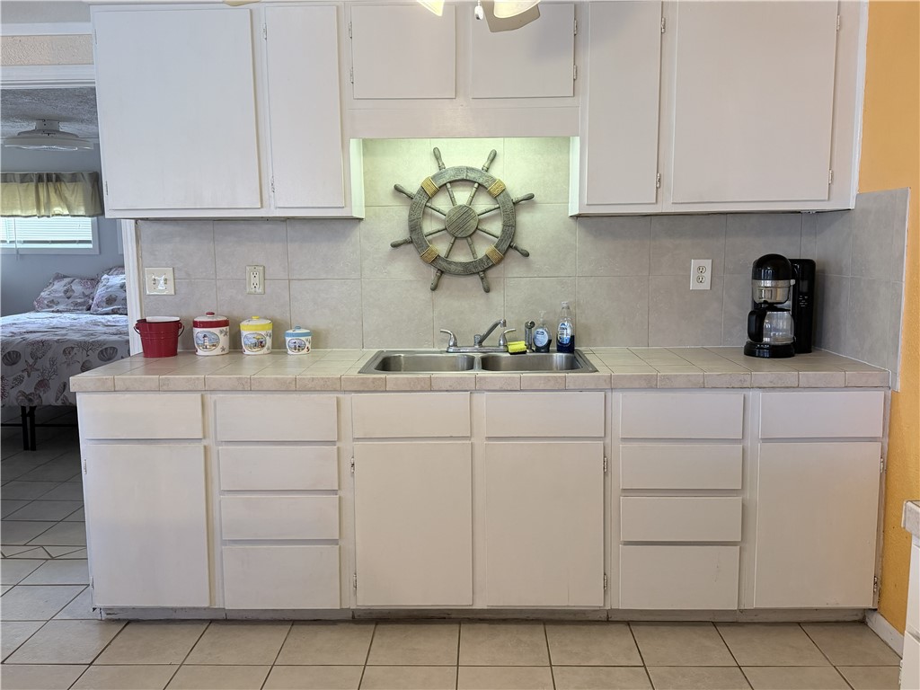 113 Riviera Dr