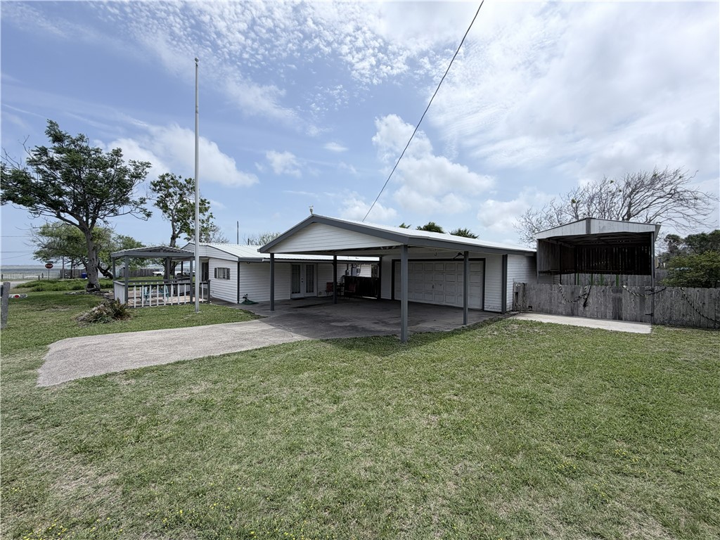 113 Riviera Dr