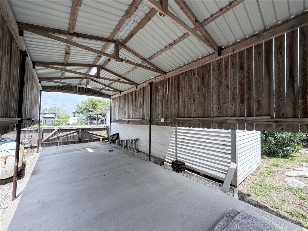 113 Riviera Dr