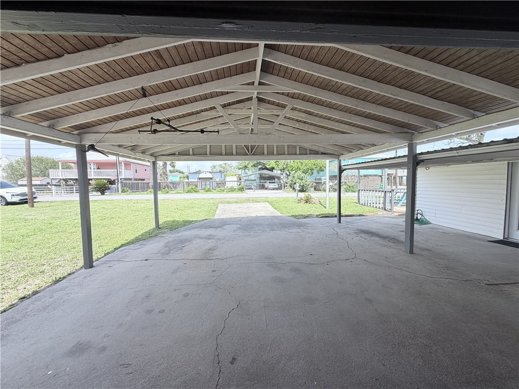 113 Riviera Dr