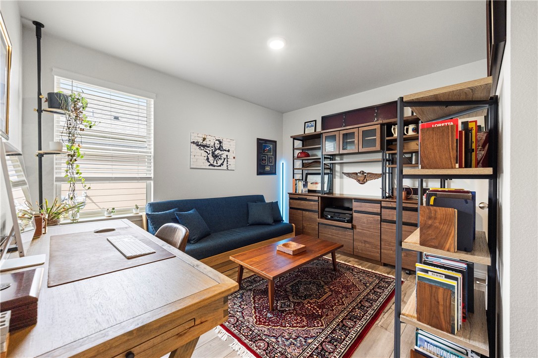 2321 Soothing St