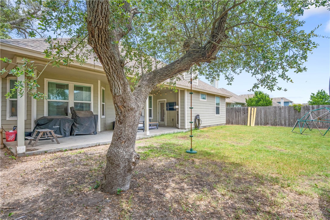 106 Dream Oak Dr