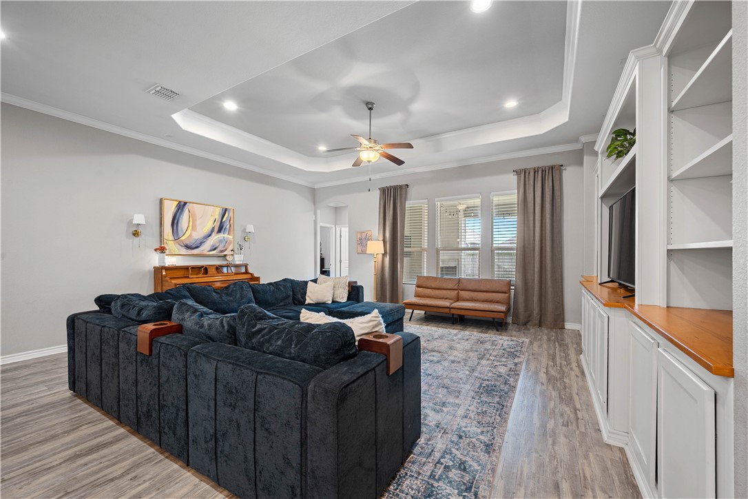106 Dream Oak Dr